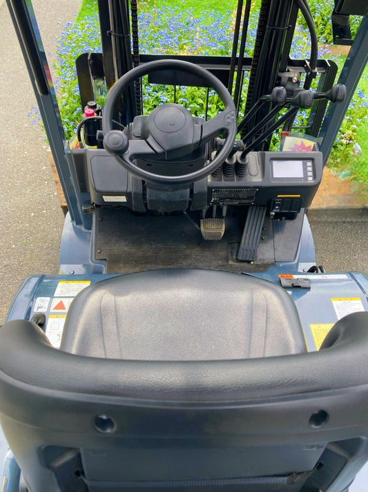 フォークリフトのアワーメーターを徹底解説！見方とメンテナンスのポイント